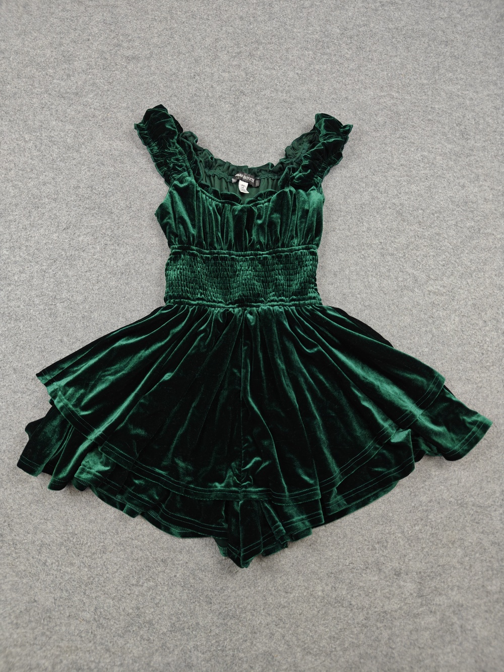 Urban Outfitters Romper Womens XS Green Velvet One-Piece Ruffle Elastic Waist